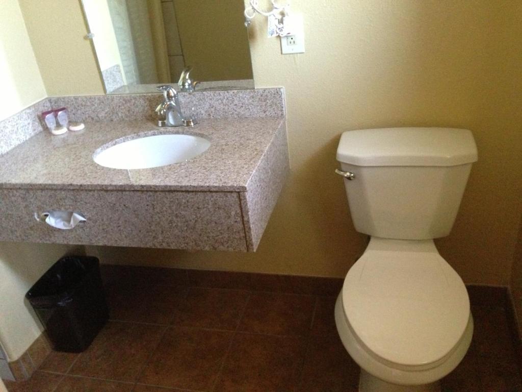 Sundial Lodge Redding Zimmer foto